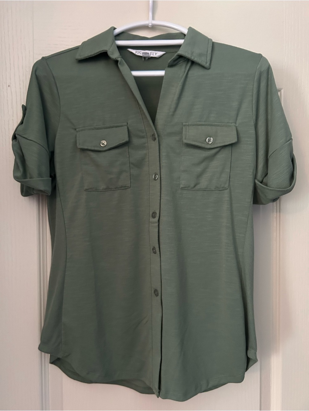 Kiss & Fly olive green button down shirt sleeved top, S